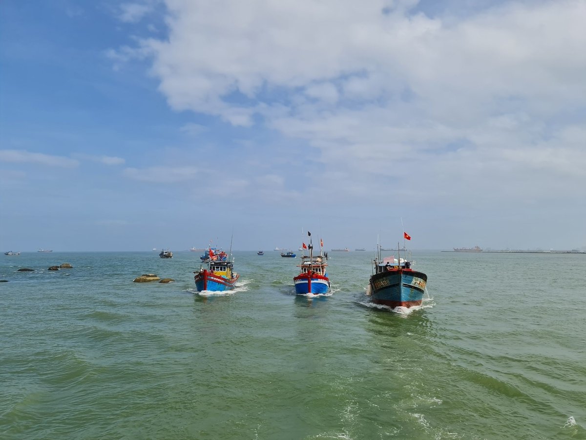 Khu vực Sa Cần có hơn 1.300 tàu cá với gần 4.500 lao động đang hoạt động. Ảnh: Võ Hà.