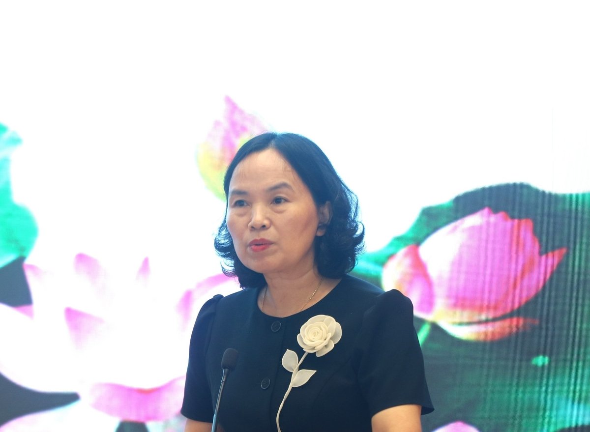 Bà Võ Thị Nhung - Phó Giám đốc Sở Nông nghiệp và Môi trường Nghệ An chia sẻ những khó khăn thách thức của sản xuất nông nghiệp địa phương sau bão số 4 và số 5. Ảnh: Hoàng Phong.