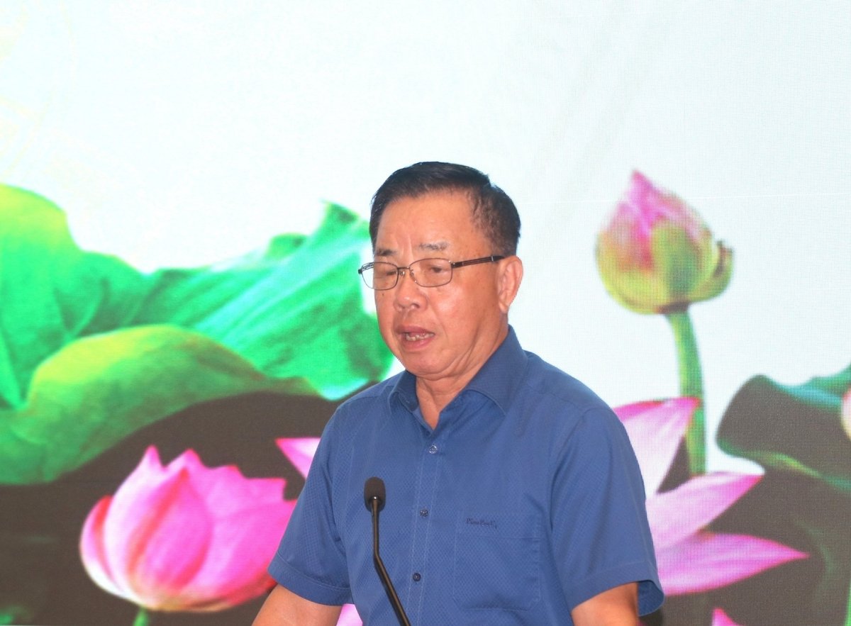Ông Trần Mạnh Báo, Chủ tịch Hội đồng quản trị Công ty cổ phần Tập đoàn ThaiBinh Seed chia sẻ tâm huyết tại hội nghị. Ảnh: Đinh Mười.