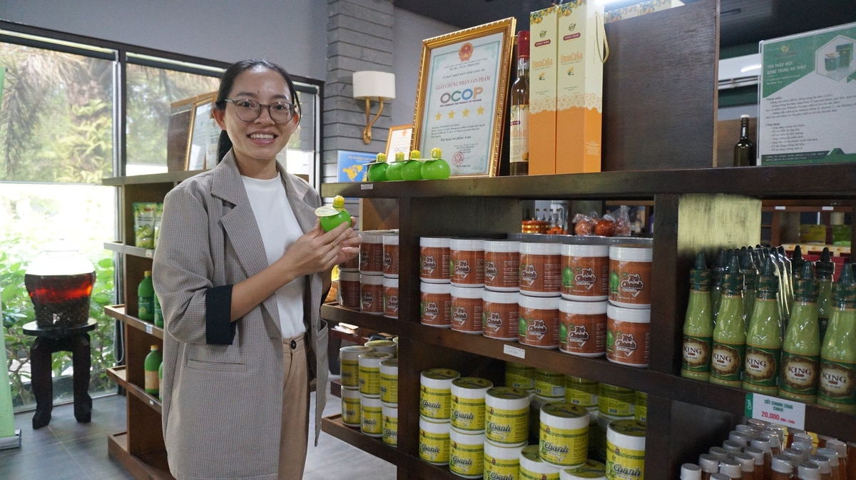 Sản phẩm chế biến sâu từ chanh của Công ty Chanh Việt được khách hàng tin dùng. Ảnh: Trần Trung.