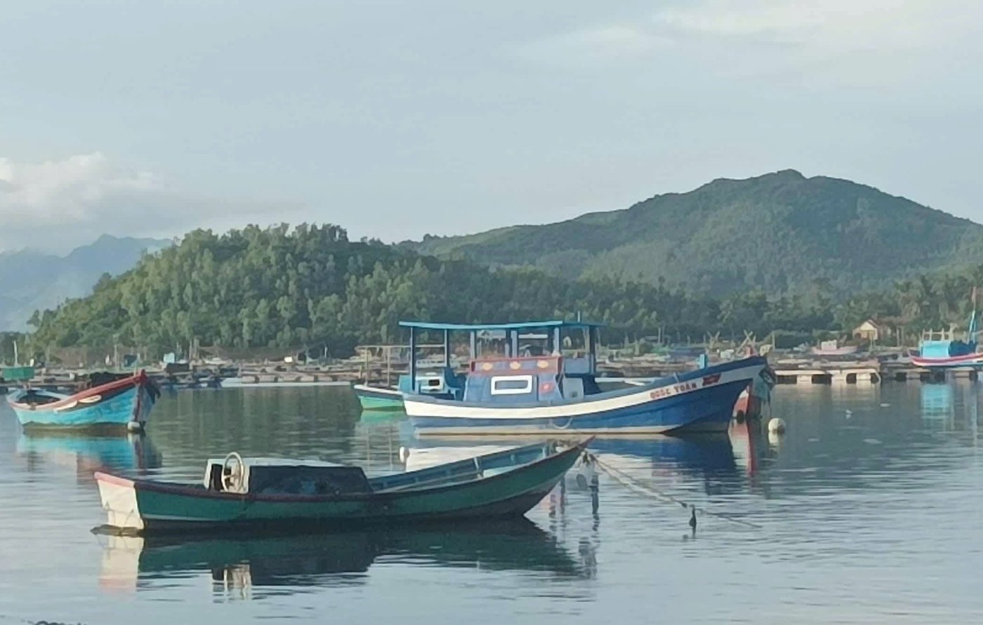 Công an tỉnh Đắk Lắk đã thực hiện số hóa, định danh được 2.565/2.571 tàu cá, đạt tỷ lệ 99,77%. Ảnh: Trần Thọ.