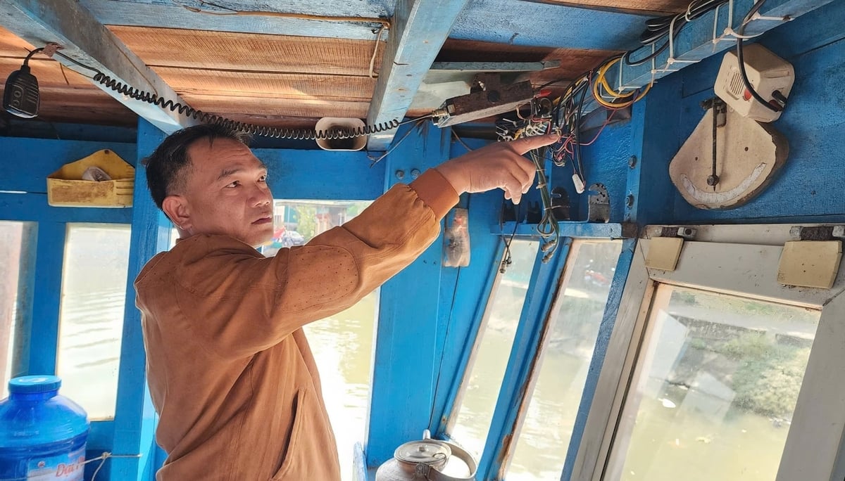 Anh Nguyễn Văn Hà, chủ tàu mang số hiệu NA - 90898 khẳng định luôn nỗ lực, chấp hành quy định đặt ra. Ảnh: Việt Khánh.