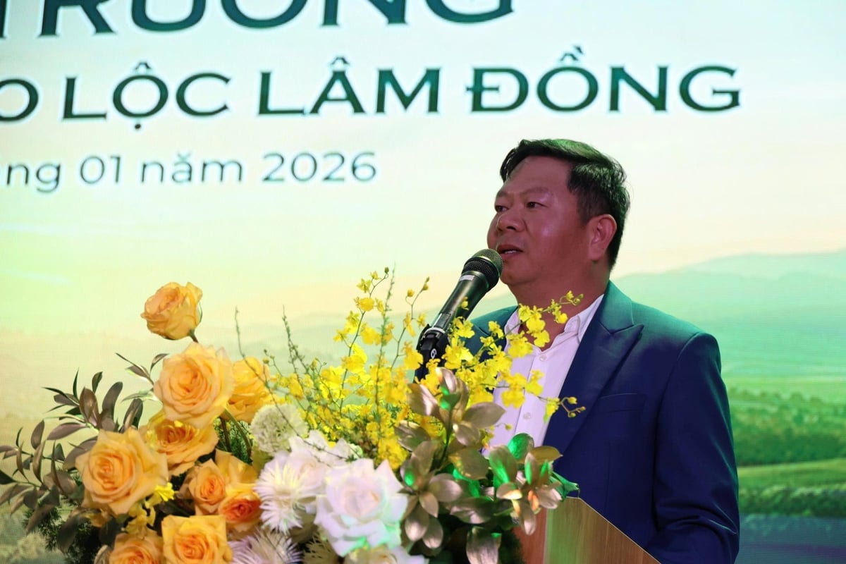 Ông Hoàng Trọng Nguyên, Viện trưởng Viện Khoa học Công nghệ nông nghiệp ASEAN cho biết việc ứng dụng công nghệ vi sinh giúp tiết kiệm tài nguyên nước, hạn chế phát thải và giảm tác động đến môi trường. Ảnh: Nhật Tiến.