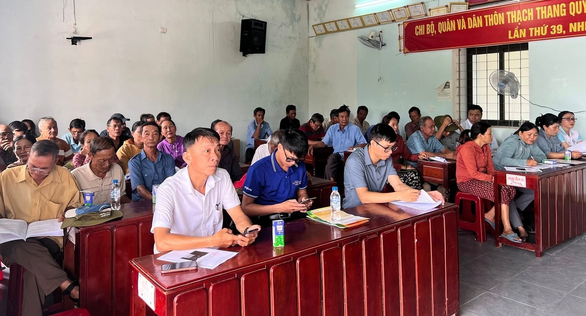 Các lớp tập huấn được triển khai giúp nông dân nắm, áp dụng các tiến bộ kỹ thuật vào sản xuất. Ảnh: L.K.