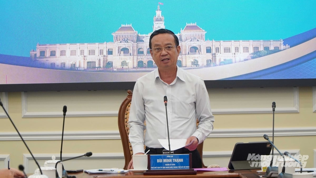 Phó Chủ tịch UBND TP.HCM Bùi Minh Thạnh nhấn mạnh yêu cầu phát triển hài hòa giữa nuôi trồng thủy sản và cân bằng sinh thái. Ảnh: Lê Bình. Phó Chủ tịch UBND TP.HCM Bùi Minh Thạnh nhấn mạnh yêu cầu phát triển hài hòa giữa nuôi trồng thủy sản và cân bằng sinh thái. Ảnh: Lê Bình.