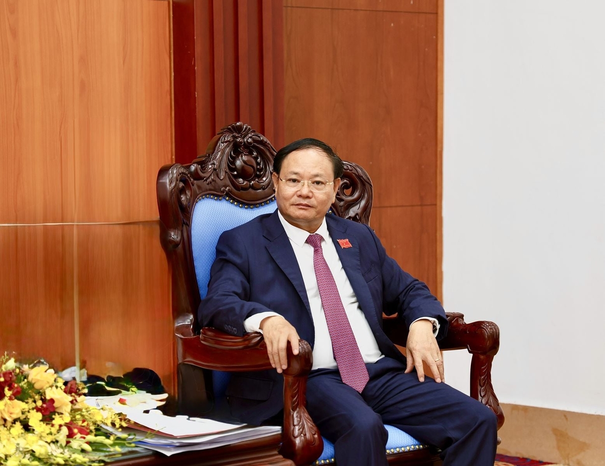 Bí thư Tỉnh ủy Lai Châu Lê Minh Ngân chia sẻ những chiến lược phát triển nông nghiệp của tỉnh Lai Châu với lãnh đạo Tập đoàn Mavin. Ảnh: Đinh Lan.