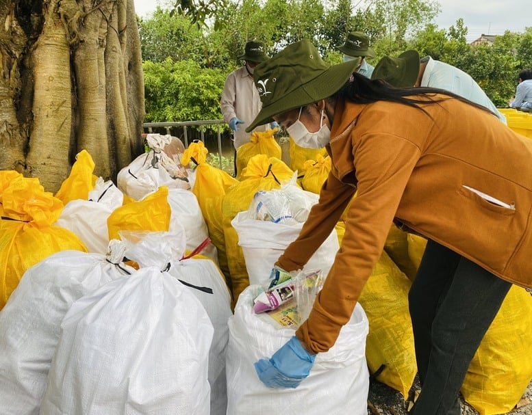 Việc bãi bỏ thủ tục xác nhận nội dung quảng cáo phân bón không đồng nghĩa với buông lỏng quản lý. Ảnh: VGP/Đỗ Hương.