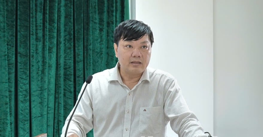 Ông Lương Anh Tuấn - Giám đốc Trung tâm Trồng trọt và Bảo vệ thực vật miền Trung (Cục Trồng trọt và Bảo vệ thực vật) phát biểu tại hội nghị. Ảnh: Nhật Tiến. Ông Lương Anh Tuấn - Giám đốc Trung tâm Trồng trọt và Bảo vệ thực vật miền Trung (Cục Trồng trọt và Bảo vệ thực vật) phát biểu tại hội nghị. Ảnh: Nhật Tiến.