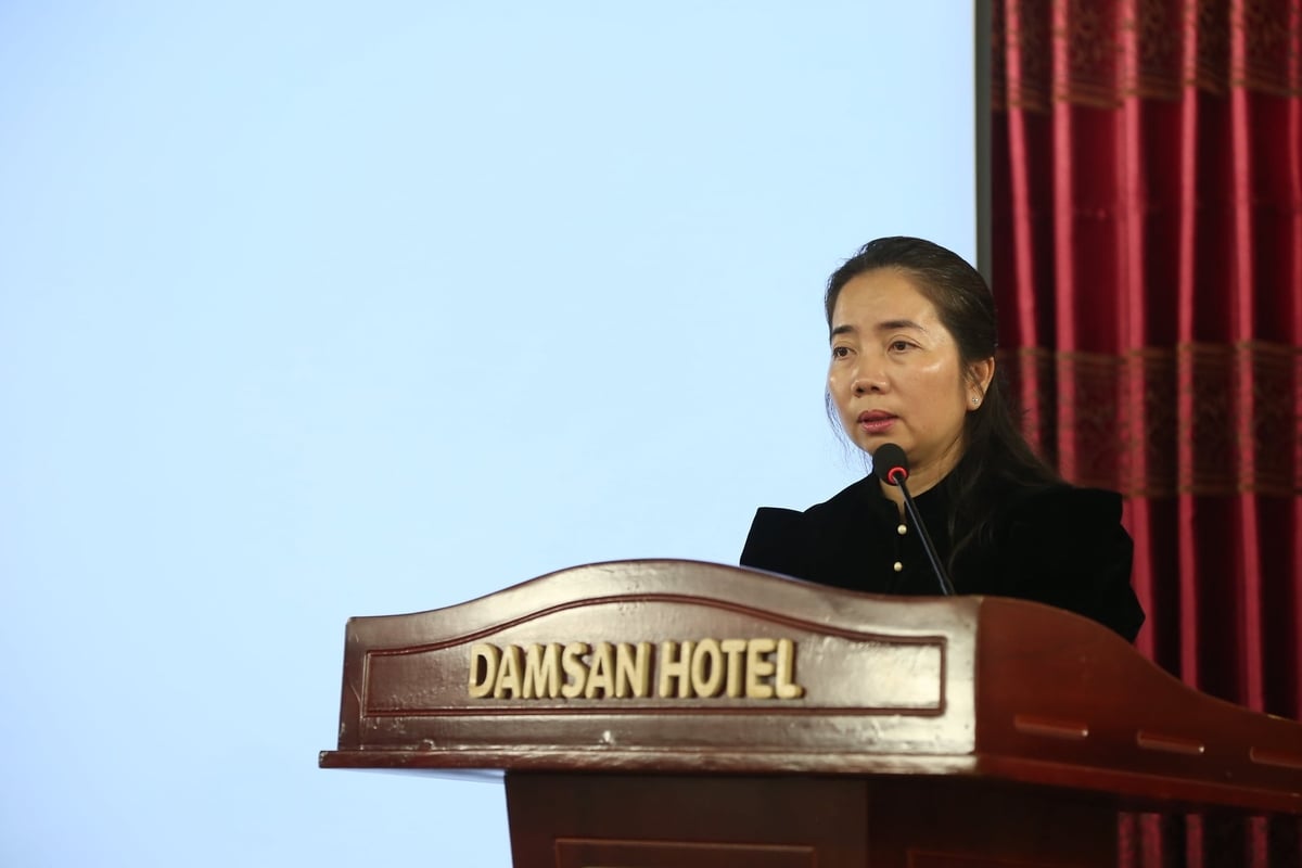 Bà Đặng Thị Thủy, Phó Giám đốc Sở Nông nghiệp và Môi trường tỉnh Đắk Lắk phát biểu tại hội nghị. Ảnh: Ảnh:Tuấn Trần.