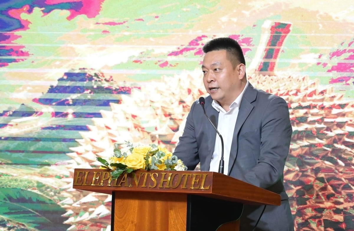 Ông Lưu Húc, Giám đốc kinh doanh thị trường nước ngoài - Liên hiệp Hợp tác xã Cung ứng và Tiêu thụ Quảng Tây (China Coop). Ảnh: Phạm Hoài. Ông Lưu Húc, Giám đốc kinh doanh thị trường nước ngoài - Liên hiệp Hợp tác xã Cung ứng và Tiêu thụ Quảng Tây (China Coop). Ảnh: Phạm Hoài.