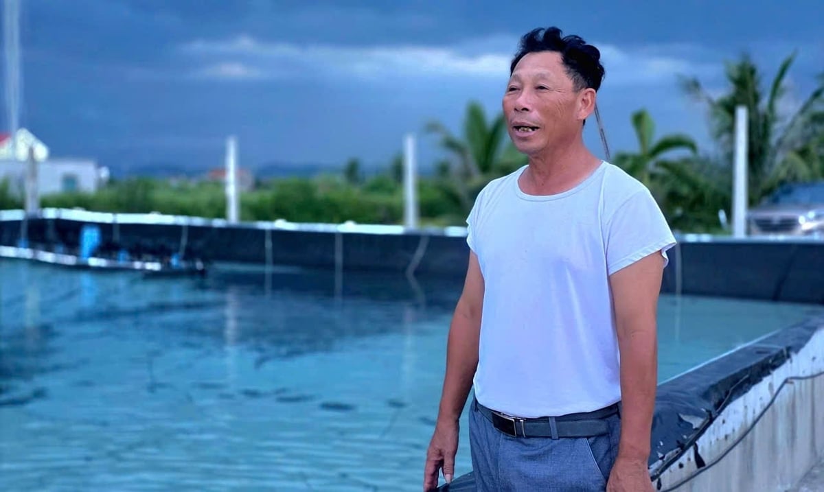 Ông Hoàng Xuân Tin - người nuôi tôm gạo cội đất Lộc Thủy. Ảnh: Việt Khánh.