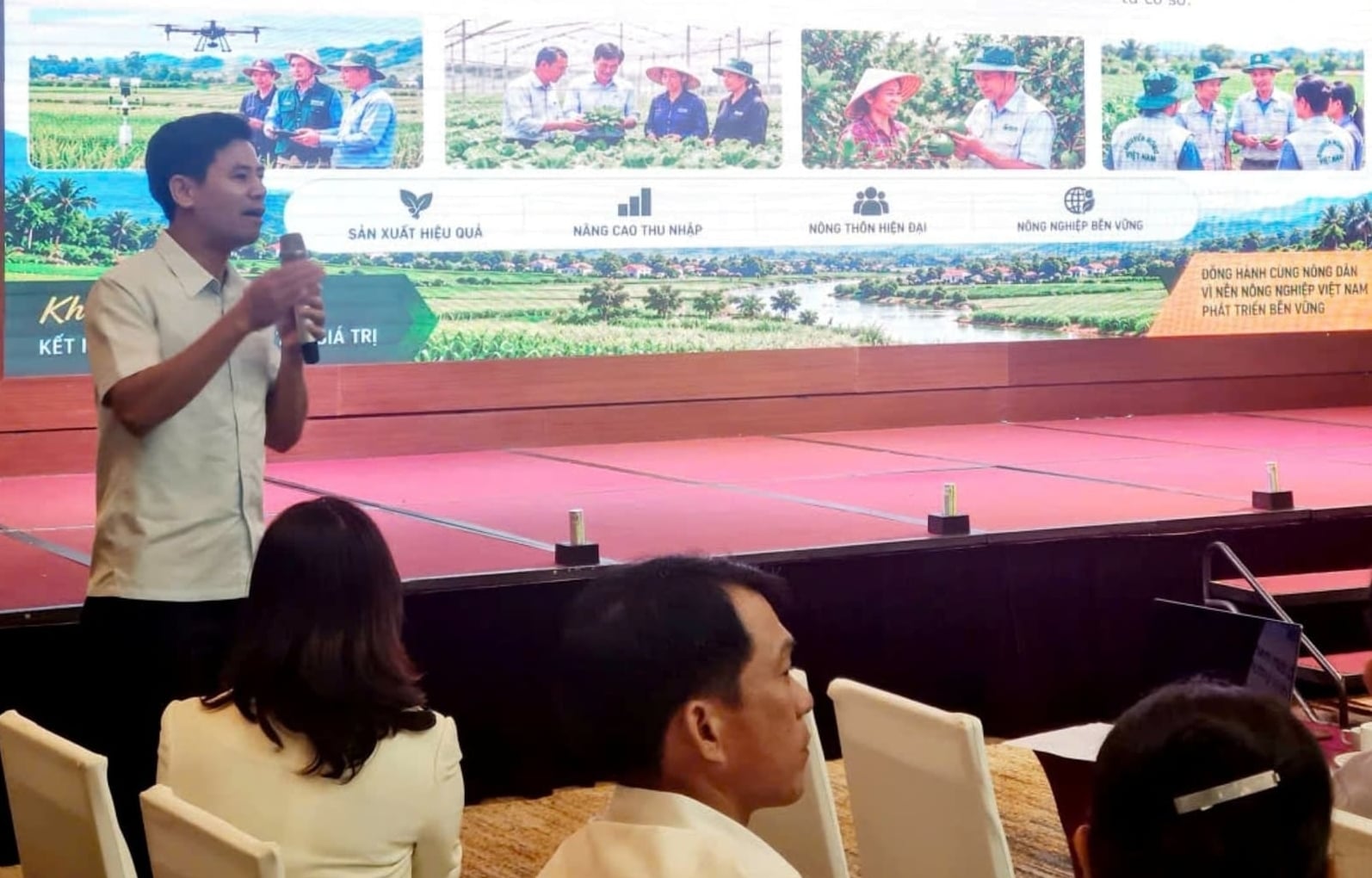 Dự án được triển khai trong giai đoạn 2026 - 2028, lấy nông nghiệp tái tạo và chuỗi giá trị bao trùm làm trọng tâm. Ảnh: Đình Tiệp. Dự án được triển khai trong giai đoạn 2026 - 2028, lấy nông nghiệp tái tạo và chuỗi giá trị bao trùm làm trọng tâm. Ảnh: Đình Tiệp.